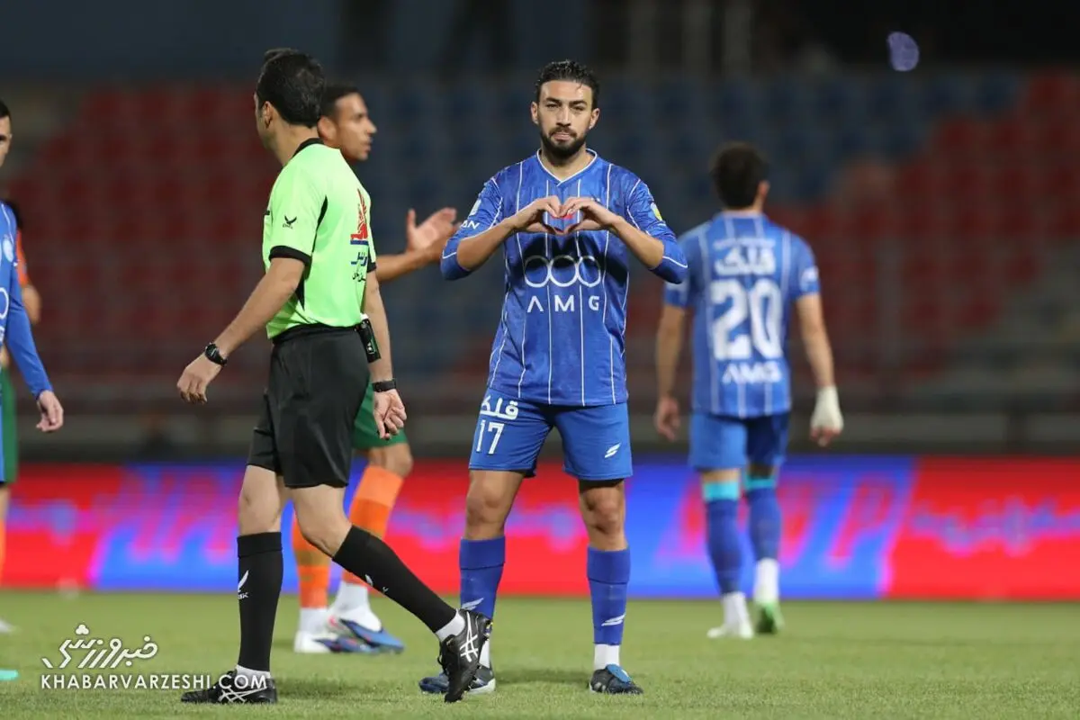 شوک بزرگ فیفا به استقلال و پرسپولیس؛ راه فرار قانونی برای ستاره‌های خارجی باز شد!