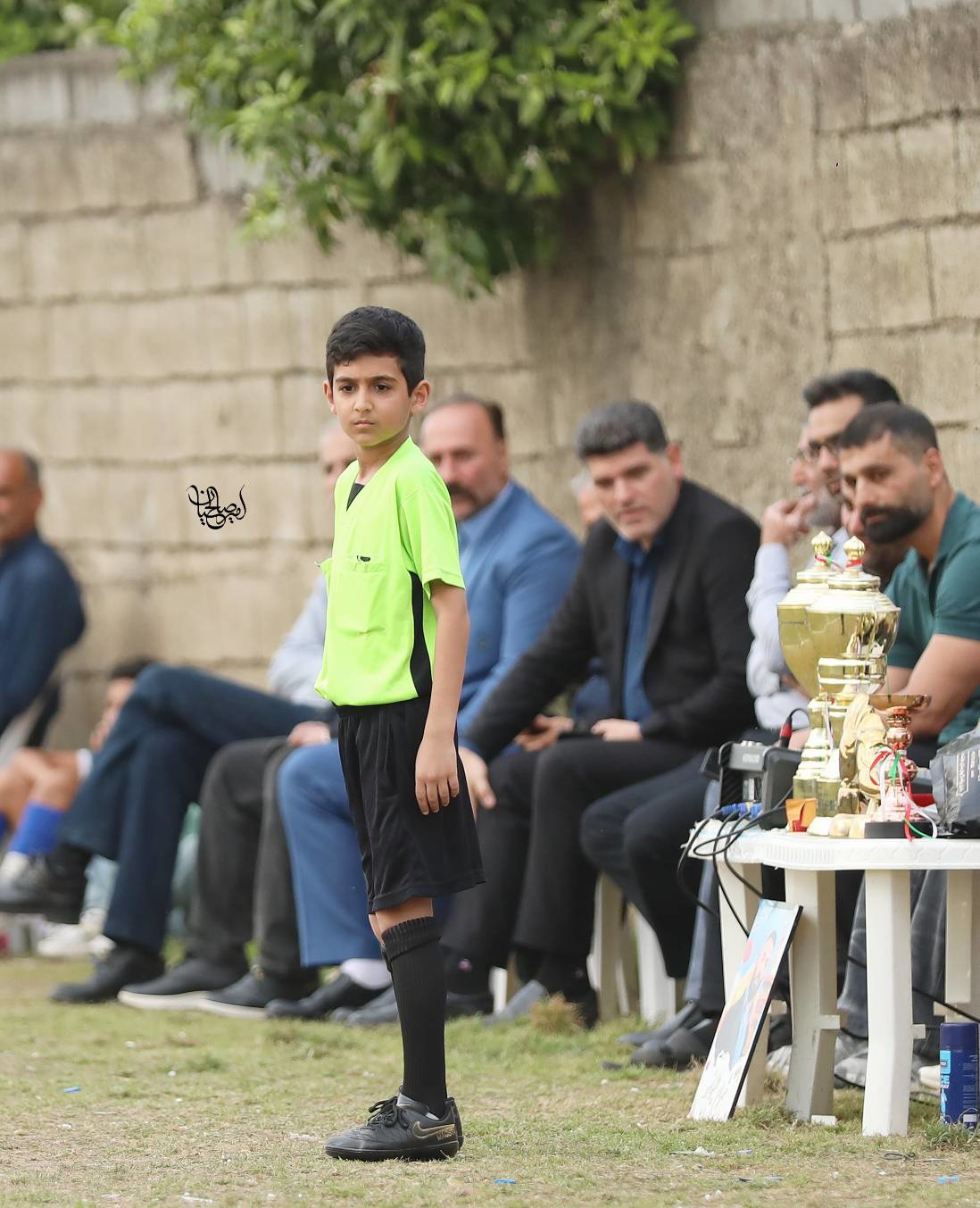 پسر کمکداور