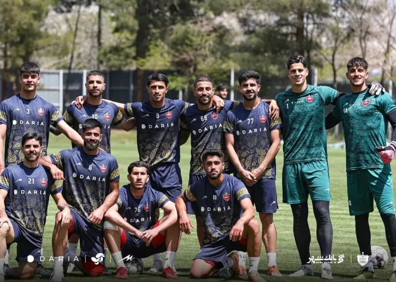 نبرد پرسپولیس با کل لیگ برتر فوتبال: سرخ‌پوشان مصمم به از سرگیری رقابت‌ها
