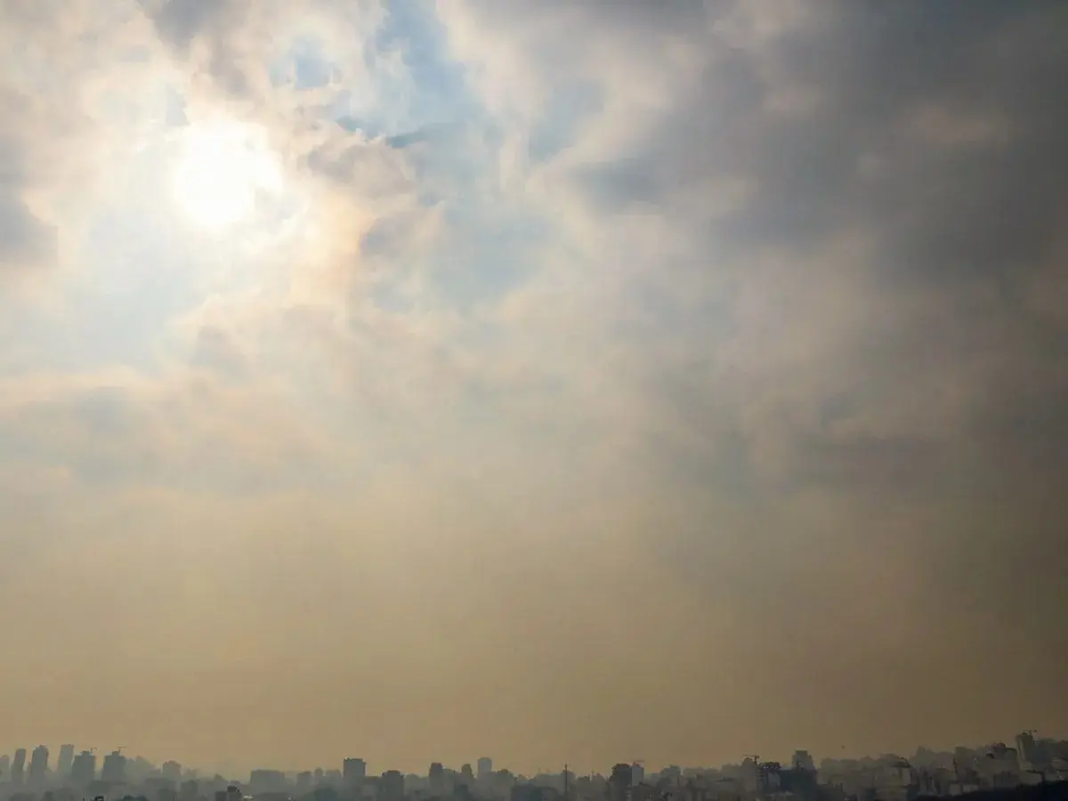 رودبار در شوک آلودگی؛ ثبت شاخص ۵۰۰ و صدرنشینی در فهرست آلوده‌ترین شهرهای ایران
