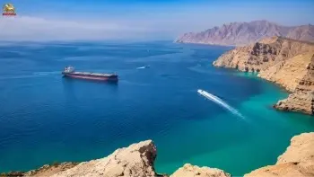 بیانیه سنتکام درباره تنش در تنگه هرمز؛ ادعای رهگیری حملات موشکی و پهپادی ایران