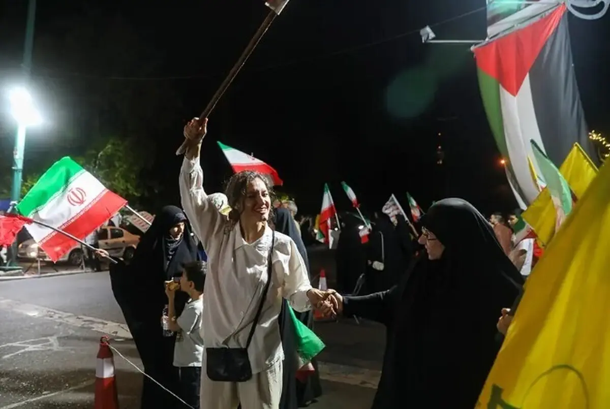 اظهارنظر یک مداح درباره لزوم وحدت و پرهیز از دوگانه‌سازی در موضوع حجاب