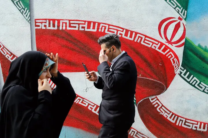 جهش عجیب آیفون در آمار اینترنت ایران؛ آیا فضای آنلاین به سمت کاربران مرفه می‌رود؟