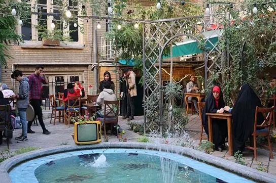 تراژدی‌-کمدی «اولد مانی» در خیابان‌های تهران؛ وقتی شاهزاده‌های پوشالی، کارت بانکی‌شان خالی است!