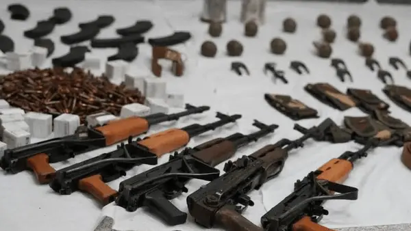 کشف محموله بزرگ سلاح جنگی در مرز کرمانشاه