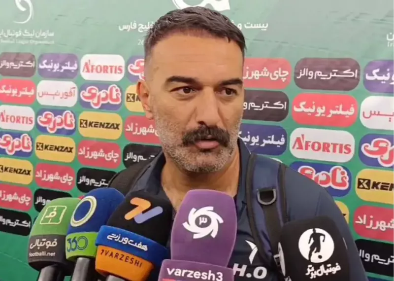 کری‌خوانی حنیف عمران‌زاده برای استقلال تهران؛ نوبت آبی‌هاست؟!