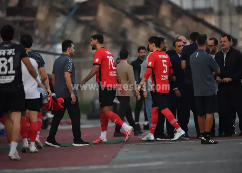 شوک بزرگ در فوتبال ایران؛ زنوزی قید قهرمانی تراکتور را زد؟