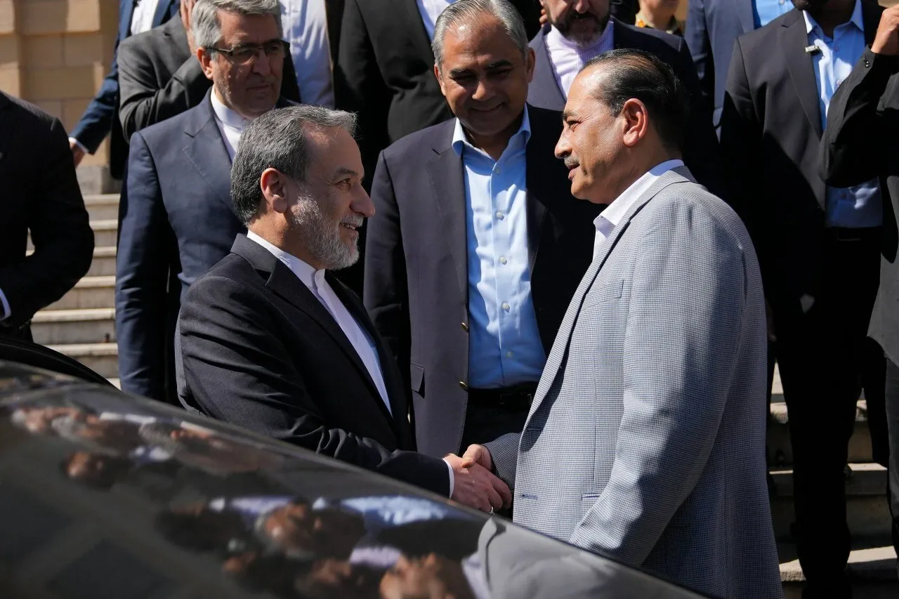 نفت در آستانه ۱۱۰ دلار؛ سفر فرمانده ارتش پاکستان به تهران چه پیامی دارد؟