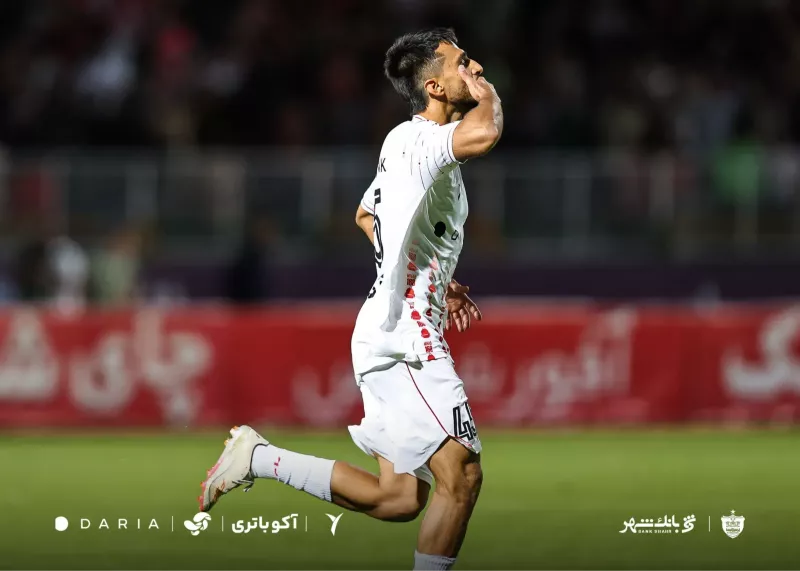 اولین گل محمدحسین صادقی با پیراهن پرسپولیس