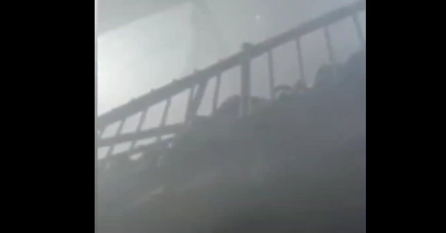 اولین تصاویر از داخل پاساژ 17 شهریور مشهد پس از آتش‌سوزی+ فیلم