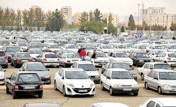 تکان قیمت خودرو در یک ماه گذشته؛ کدام خودرو گران شد؟+ جدول