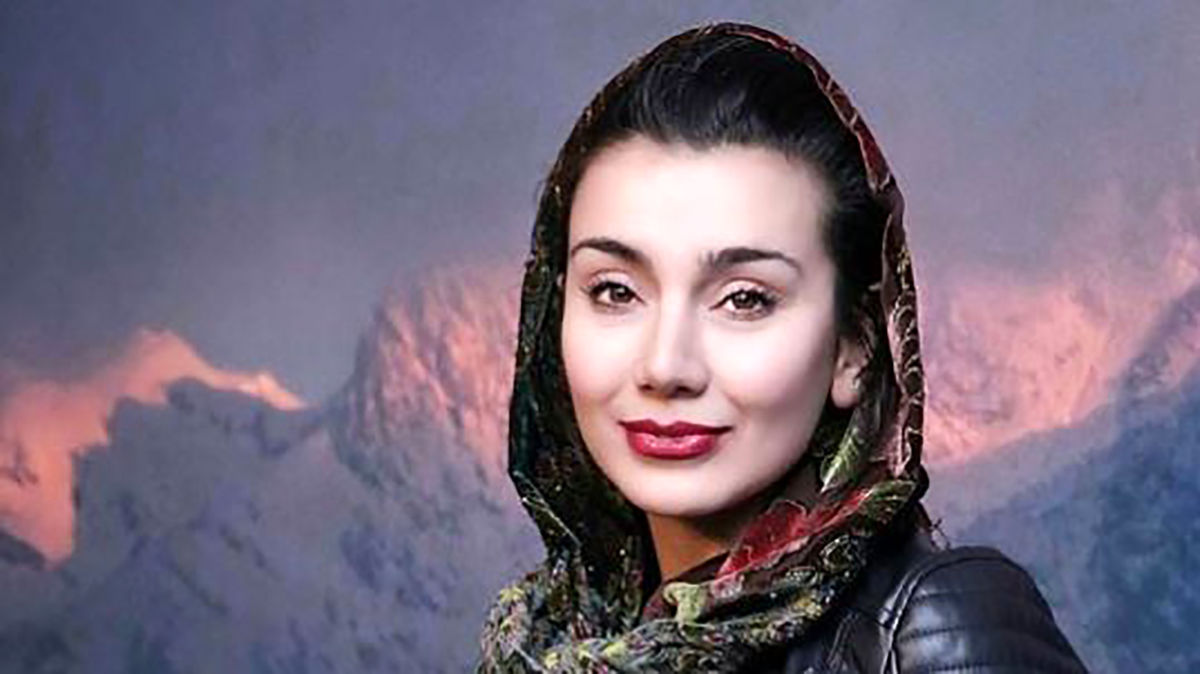 حرکت چندشناک و زننده خاطره حاتمی در شام ایرانی