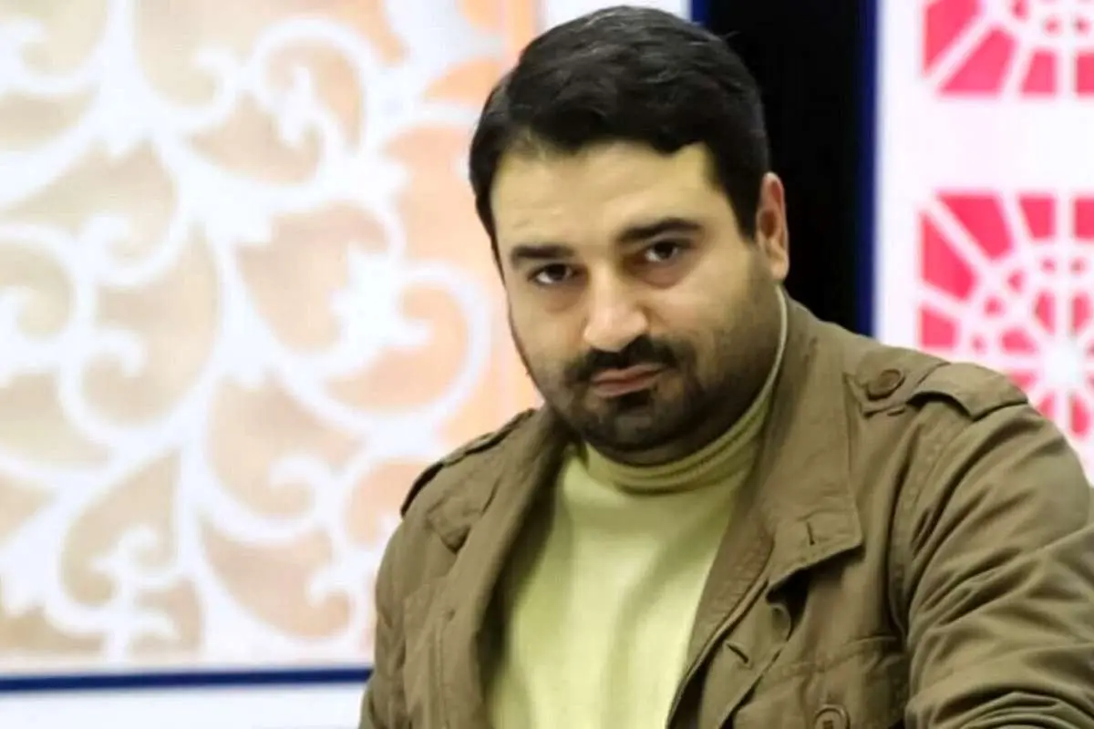 پرسش جنجالی: آیا "در همچنان بر همان پاشنه می‌چرخد"؟ انتقاد از رفتارها و اقامه نماز جمعه صدیقی