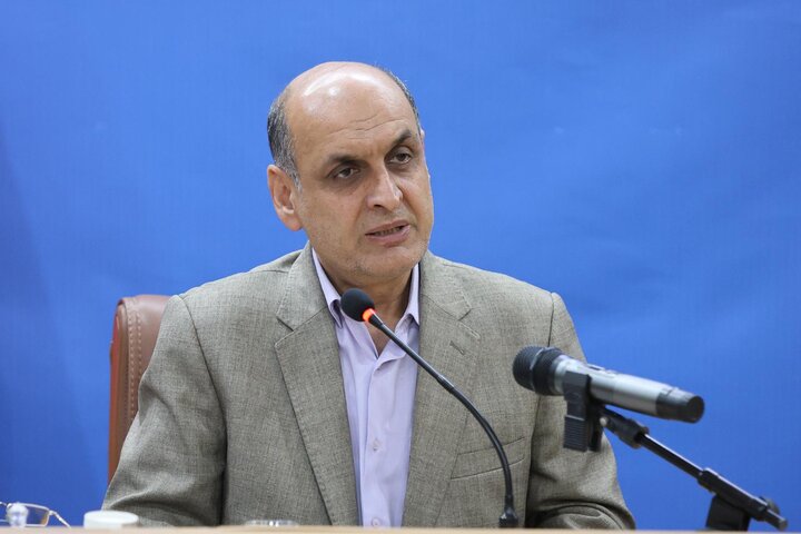 حق شناس: دولت برای بازسازی بازار رشت کنار کسبه است