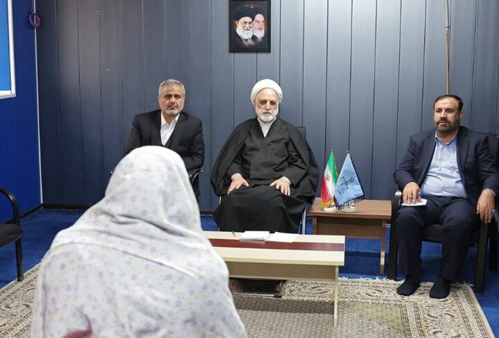 زنی که به نتانیاهو پیام مستقیم داد در گفتگوی مستقیم با رئیس قوه قضاییه، نشست!