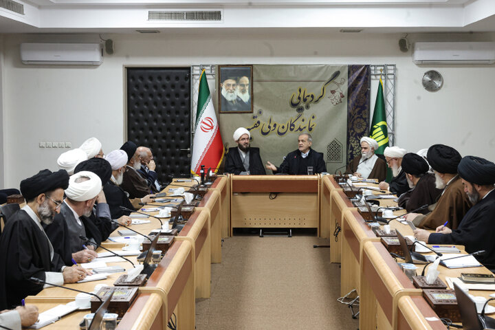 پزشکیان: غفلت از خواسته های نسل جوان یکی از زمینه‌ها و علل بروز حوادث اخیر بود