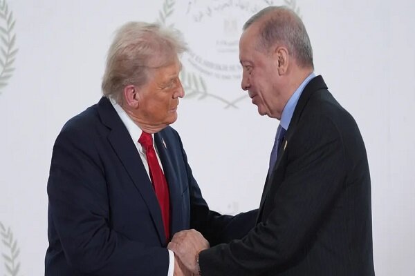 پیشنهاد ترامپ به اردوغان جهت عضویت در هیئت صلح غزه