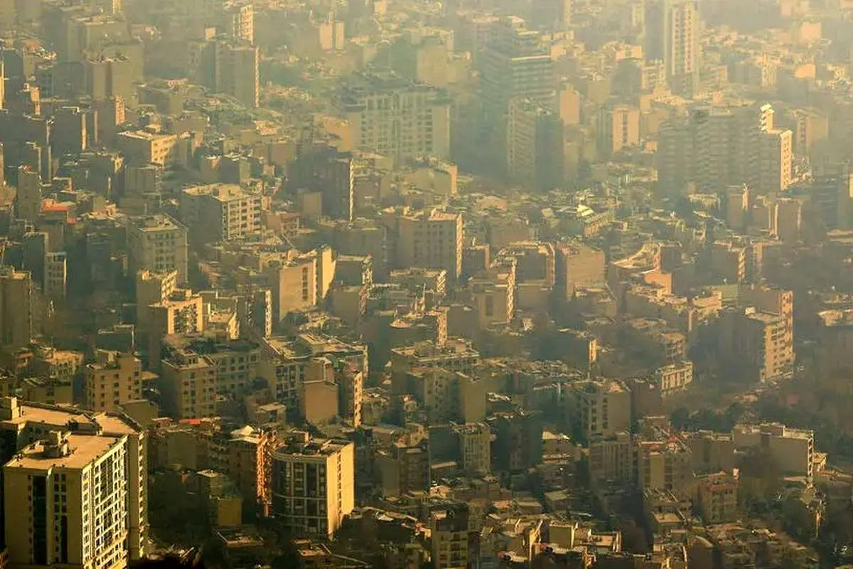 هوای اکثر مناطق شهر تهران در وضعیت قرمز