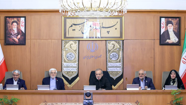 پزشکیان: اشکالات امنیتی جنگ ۱۲ روزه باید آسیب‌شناسی شود